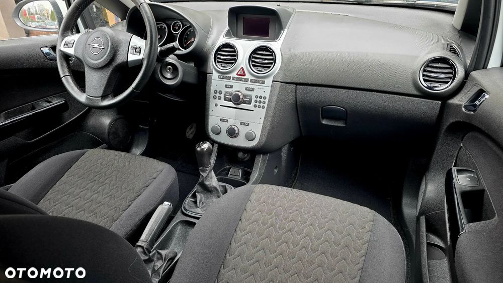 Opel Corsa 1.4 16V Active - 21