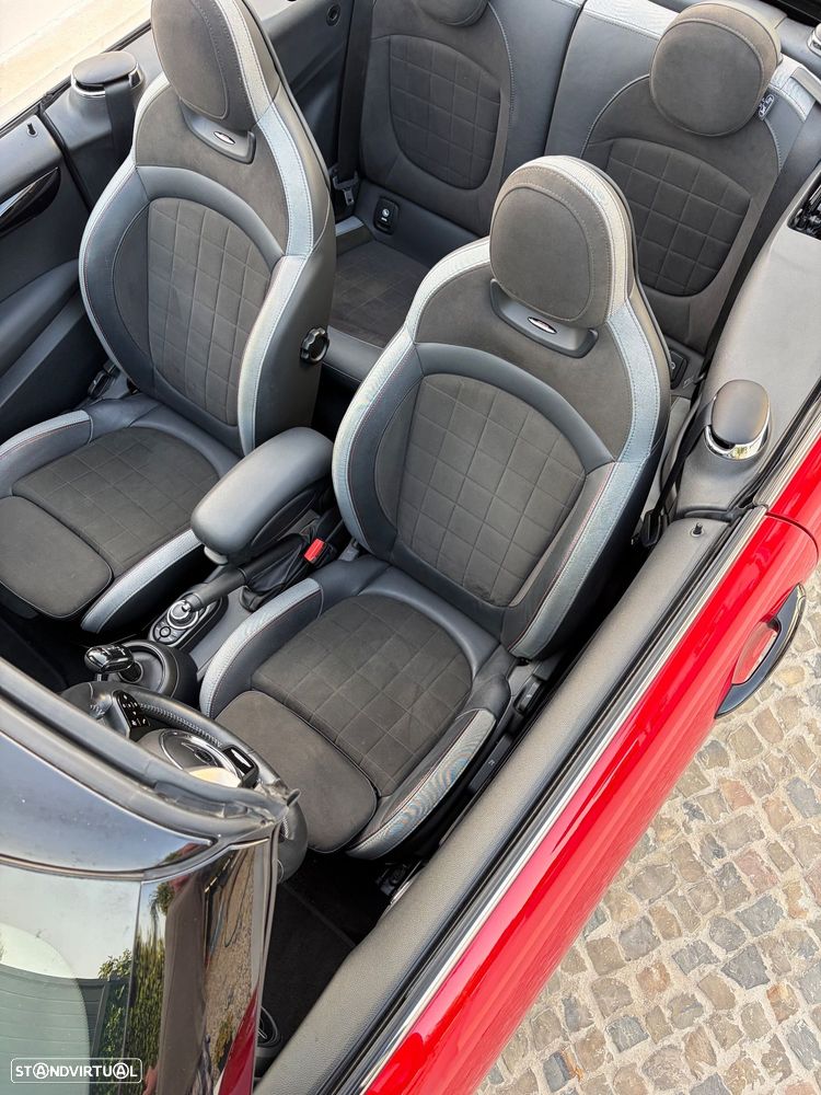 MINI Cabrio Cooper Premium Plus JCW Auto - 16