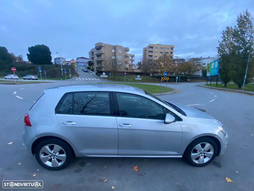 VW Golf 1.6 TDi Confortline - 1