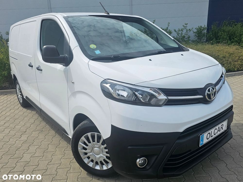 Toyota Proace - 1