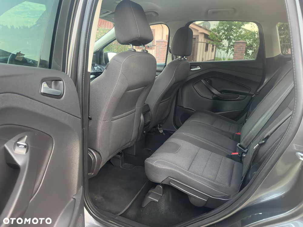 Ford Kuga 2.0 TDCi 4x2 Trend - 15
