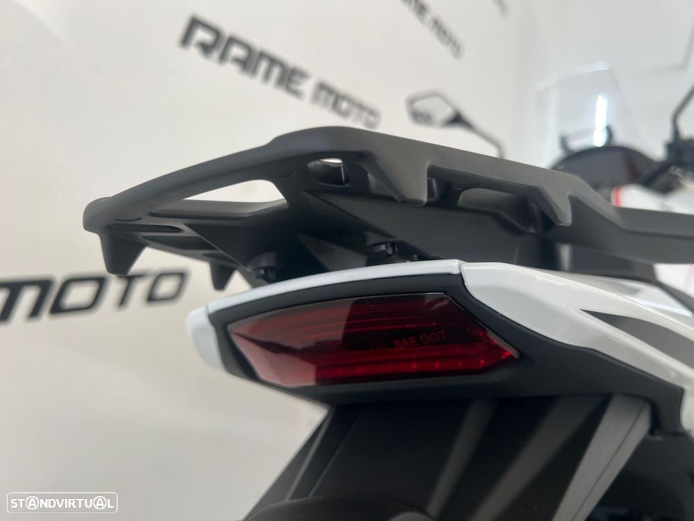 Moto Morini X-Cape 700 - 12