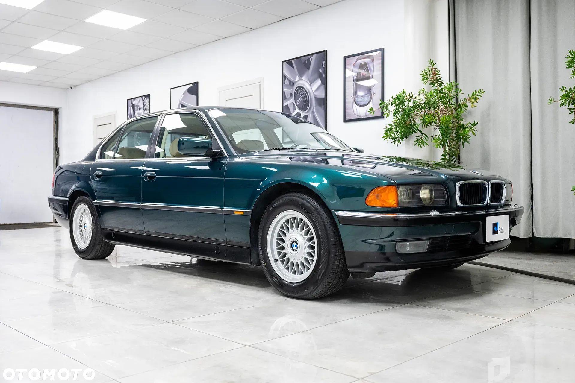 BMW Seria 7 - 1