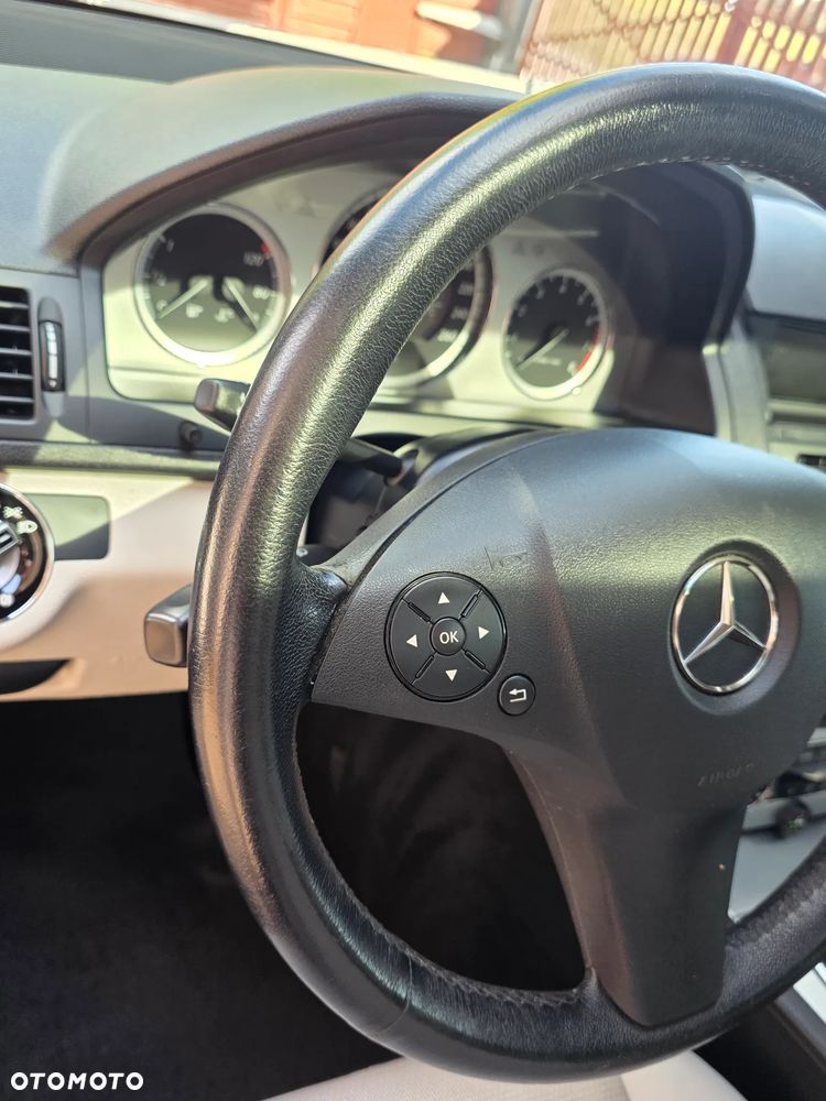 Mercedes-Benz Klasa C 280 Avantgarde Sport Edition + - 22