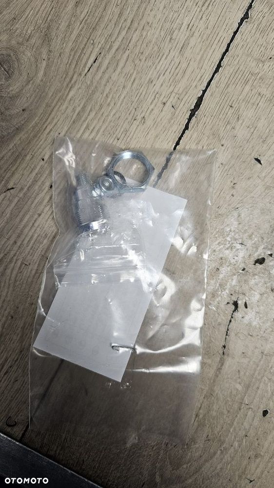 Kufer centralny boczny Shad SH42 - 13