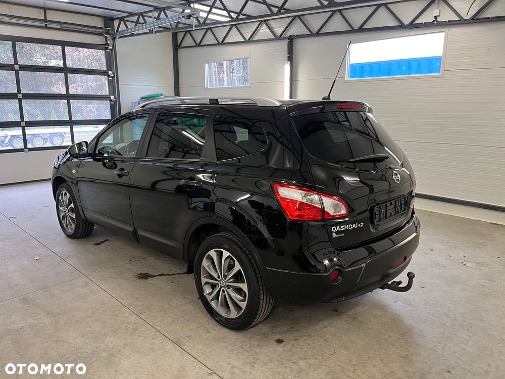 Nissan Qashqai+2 - 5