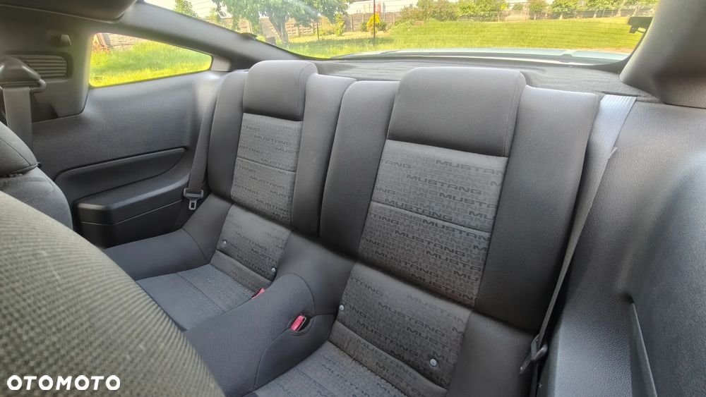 Ford Mustang 4.0 V6 - 11