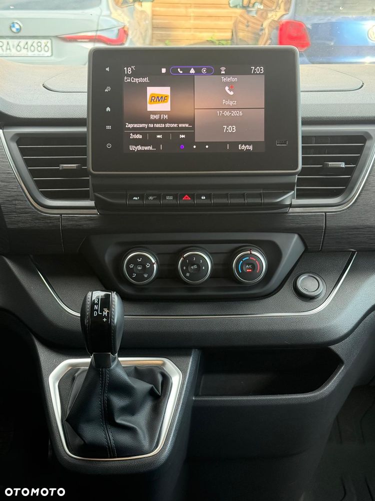 Renault Trafic 2.0 dCi EDC - 23