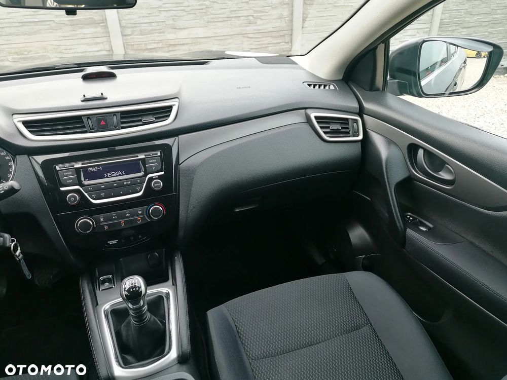 Nissan Qashqai 1.5 dCi DPF acenta - 14
