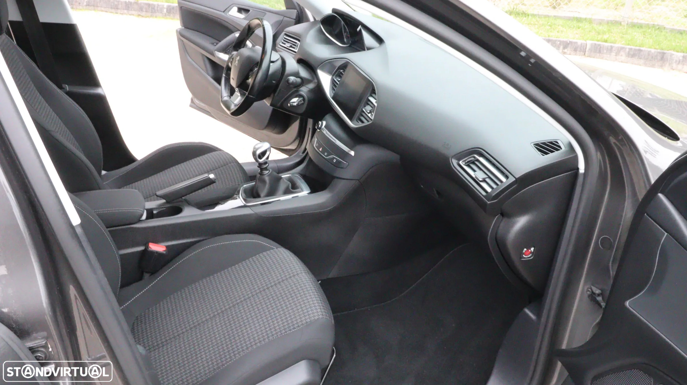 Peugeot 308 SW 1.5 BlueHDi Style - 19