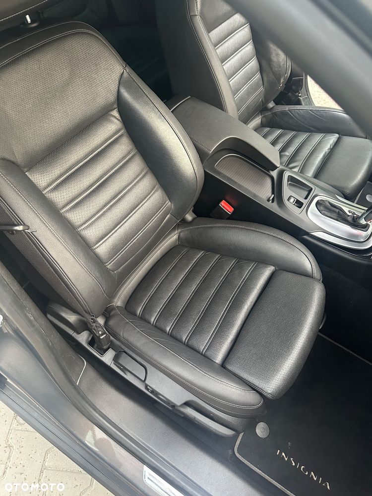 Opel Insignia CT 2.0 CDTI - 19