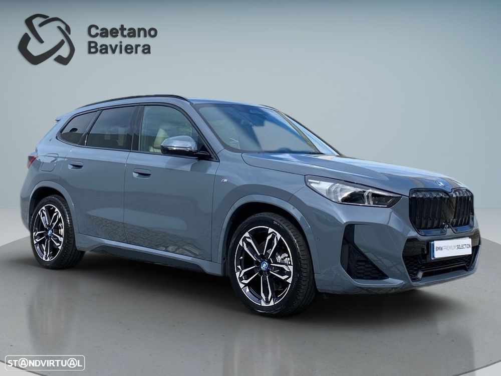 BMW iX1 xDrive30 Pack Desportivo M - 26