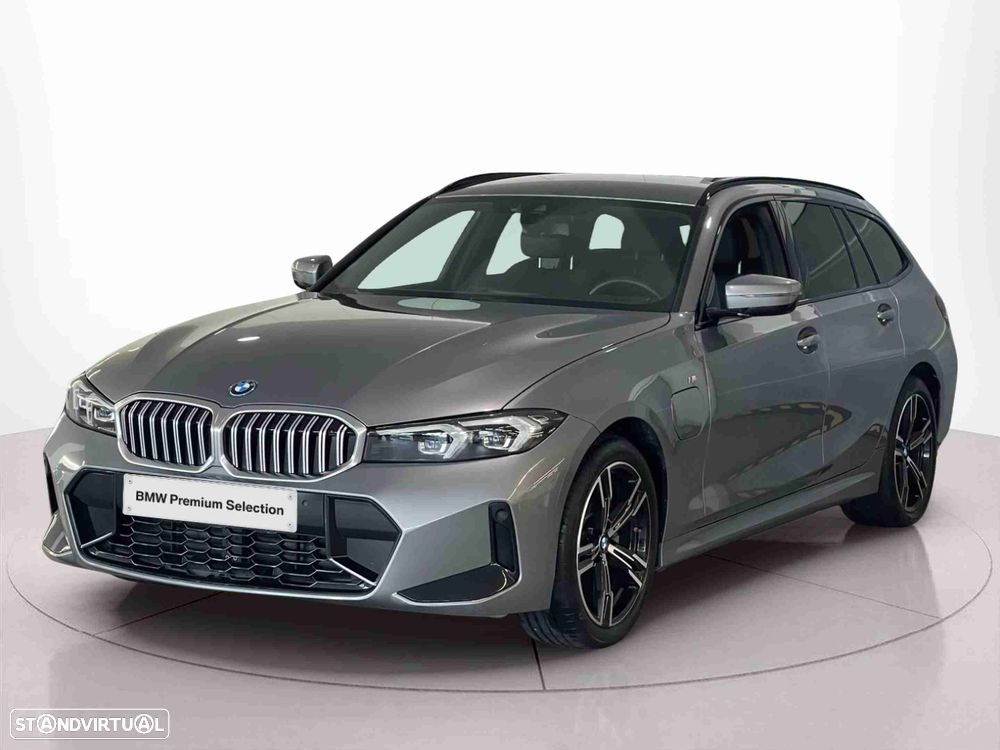 BMW 330 e Edição Desportiva M Auto - 1