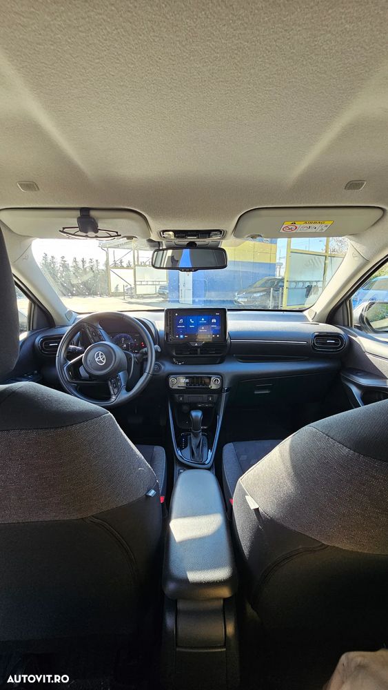 Toyota Yaris 1.5 VVT-i HSD Dynamic - 6