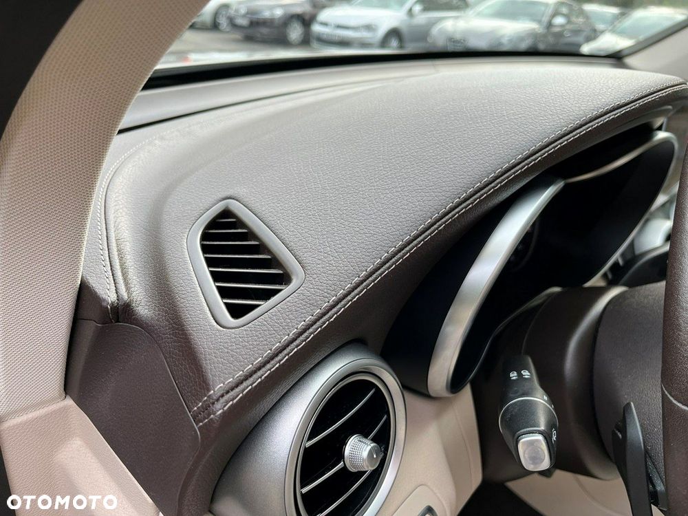 Mercedes-Benz GLC Coupe 200 d - 13