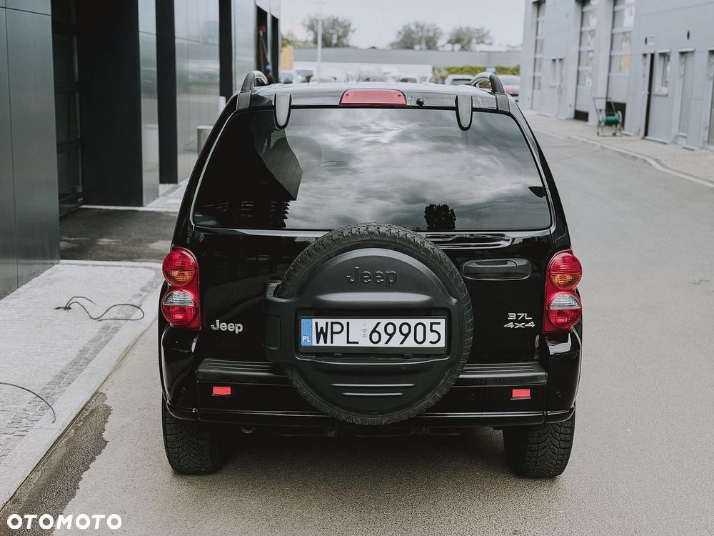 Jeep Cherokee 3.7L Limited - 6