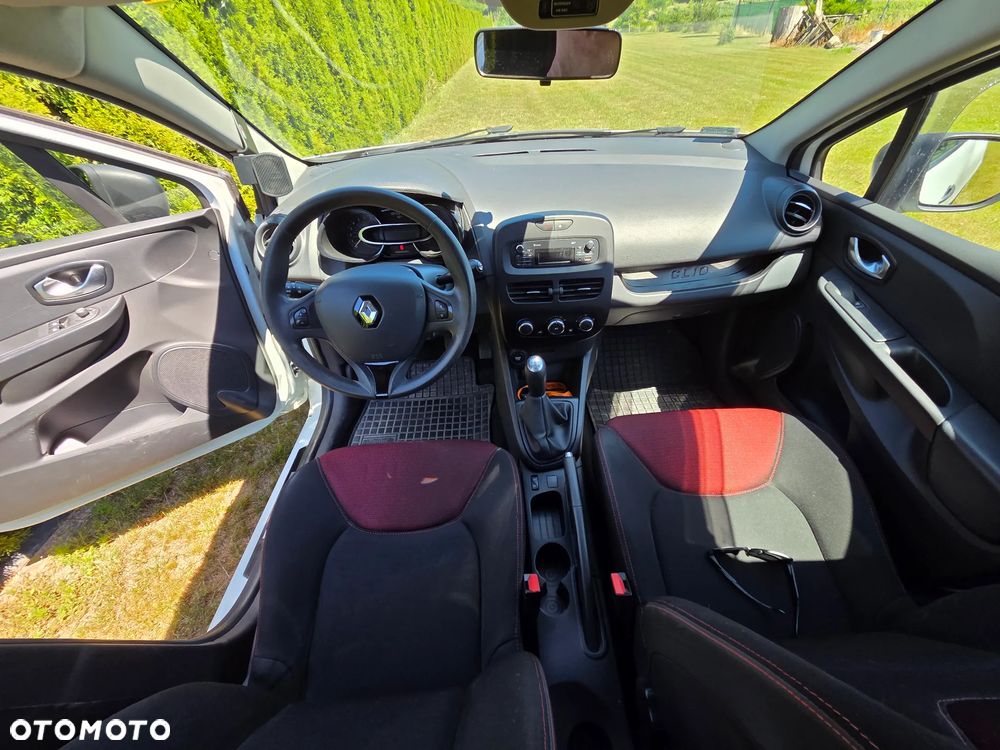 Renault Clio 1.2 16V Life - 15