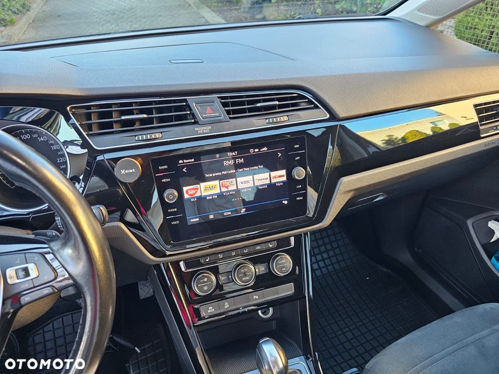 Volkswagen Touran ver-2-0-tdi-bmt-highline-dsg - 4