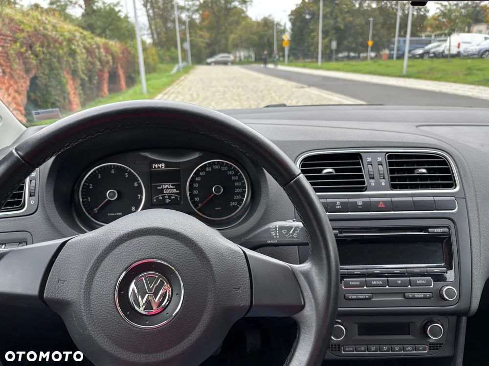 Volkswagen Polo - 6
