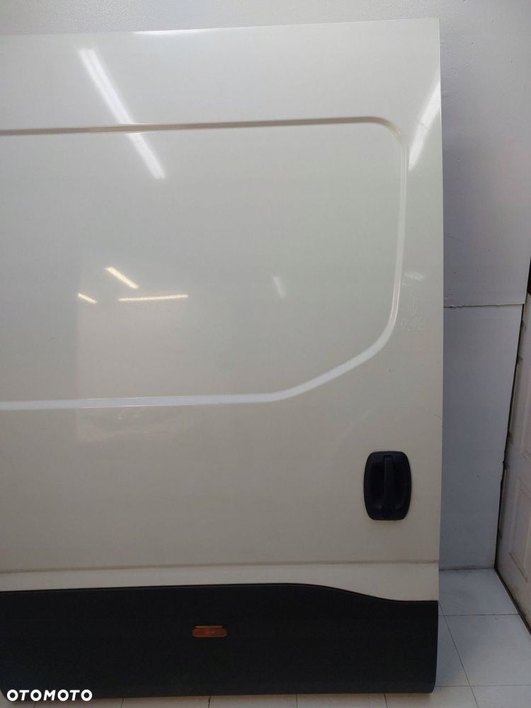 iveco daily vi 6 14-24r drzwi prawe przesuwne boczne prawe kompletne - 4
