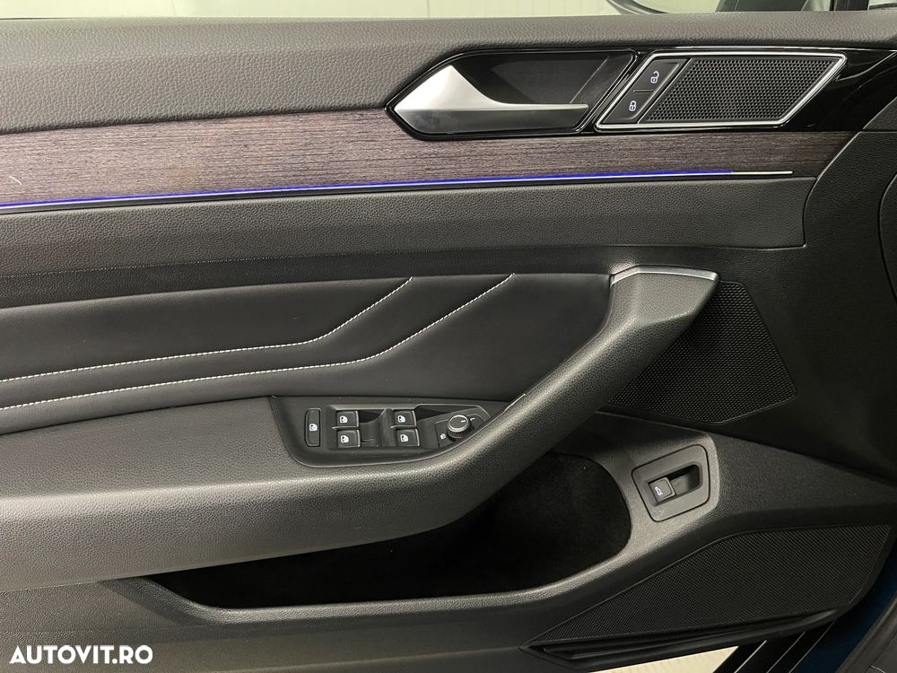 Volkswagen Passat 1.5 TSI ACT DSG Highline - 28