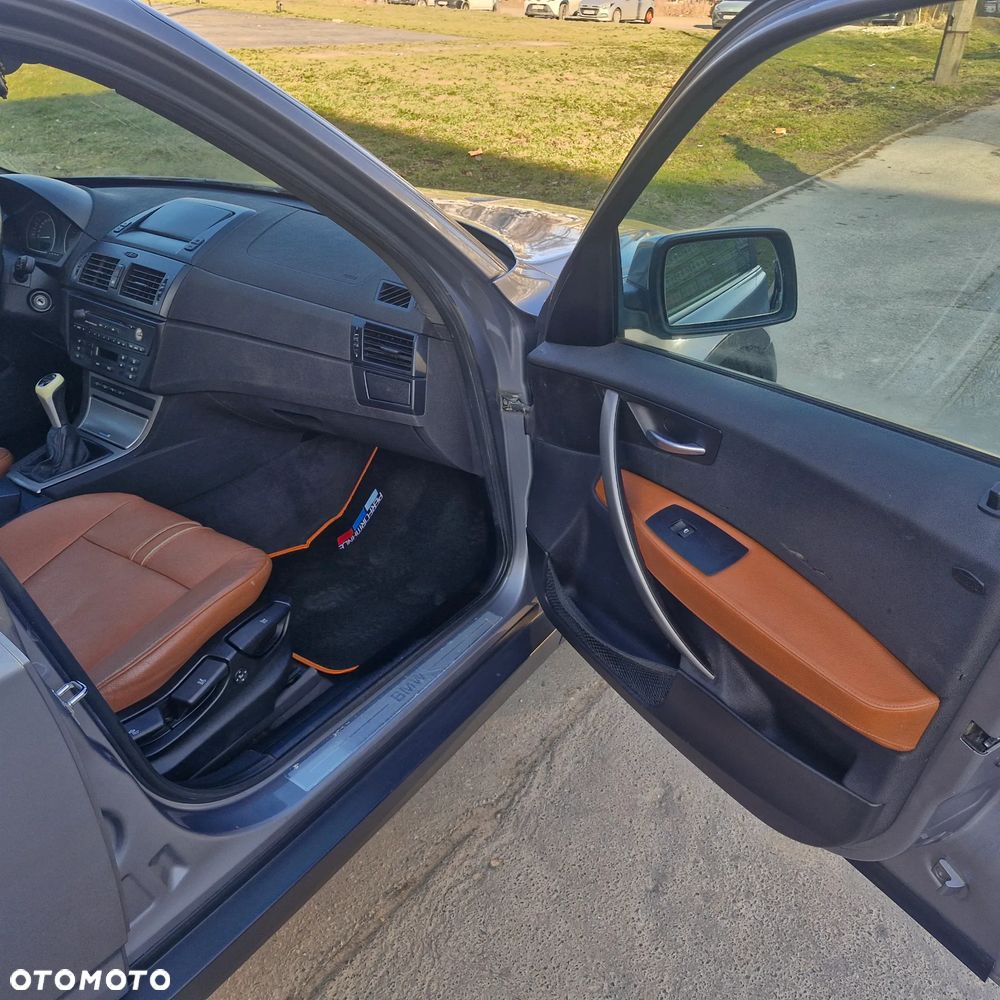 BMW X3 3.0d - 9