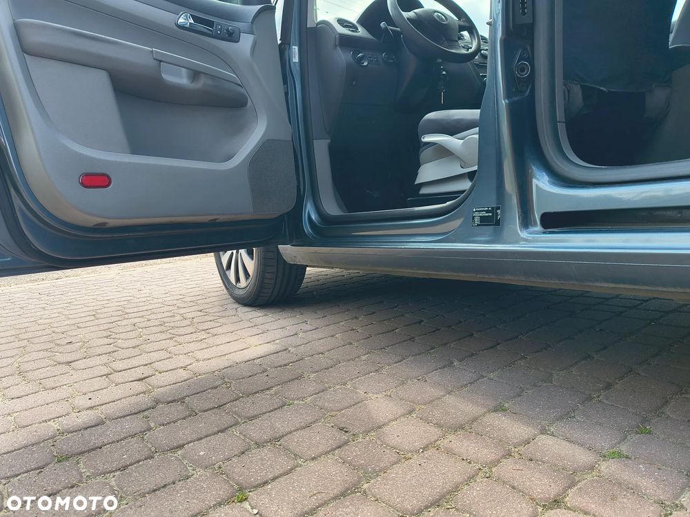 Volkswagen Caddy - 28