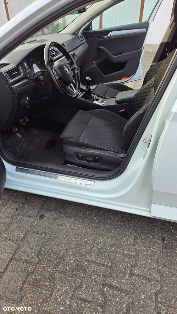 Skoda Superb - 21