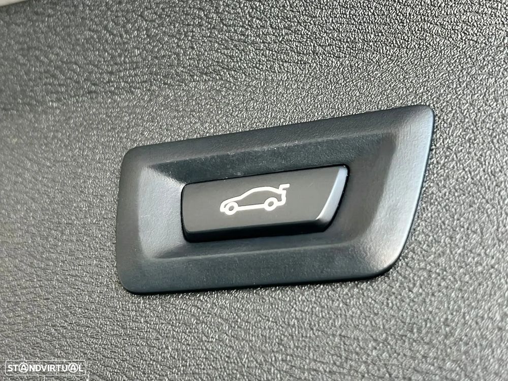 BMW X1 sDrive18d Aut. Sport Line - 29