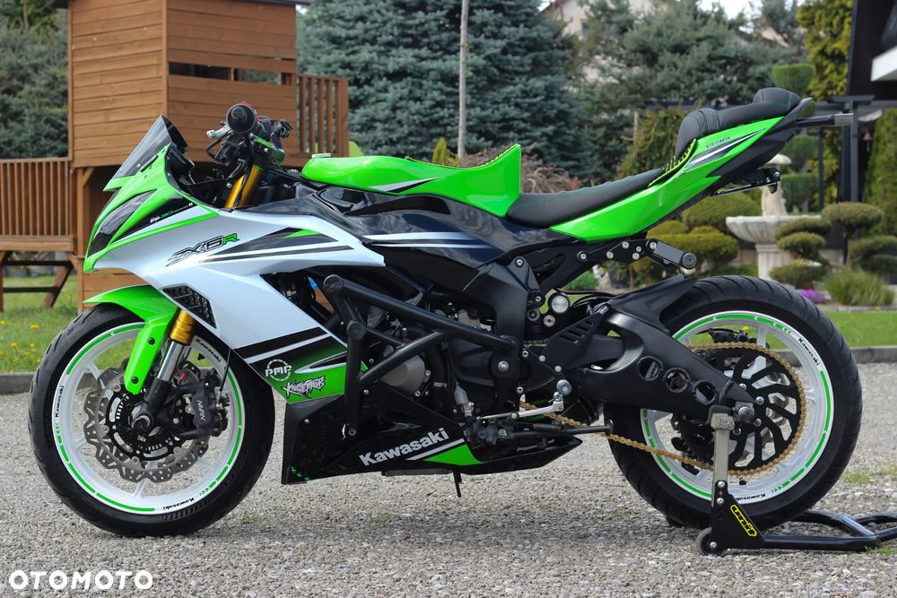 Kawasaki Ninja - 4