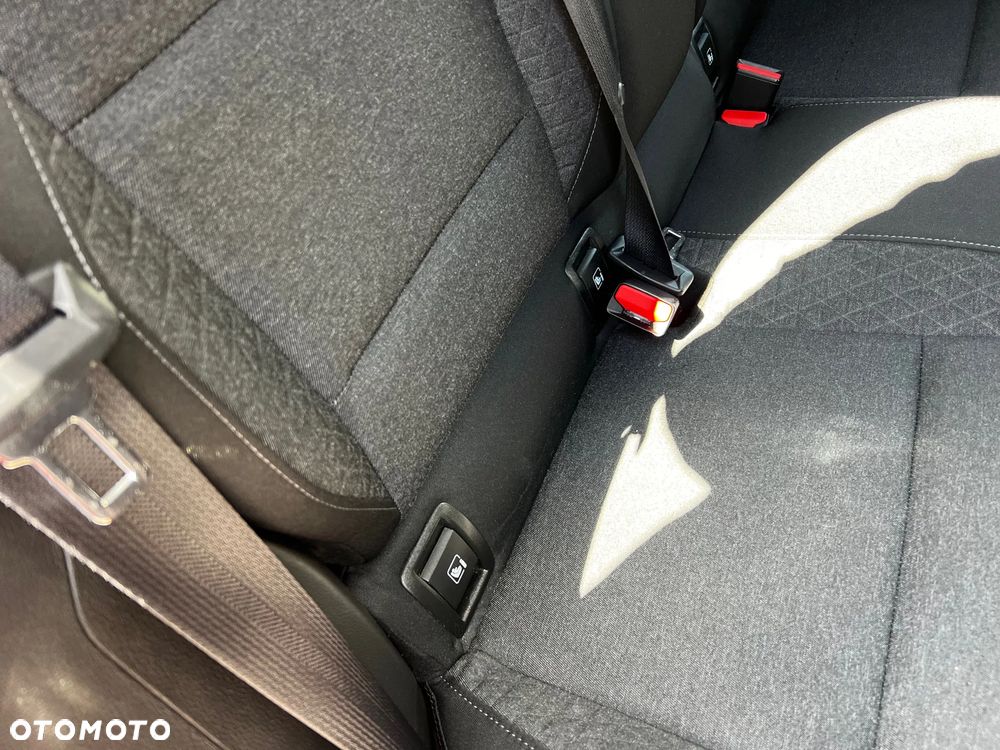 Renault Clio TCe 100 EXPERIENCE - 30