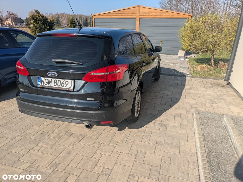 Ford Focus 1.5 EcoBoost SYNC Edition ASS - 3