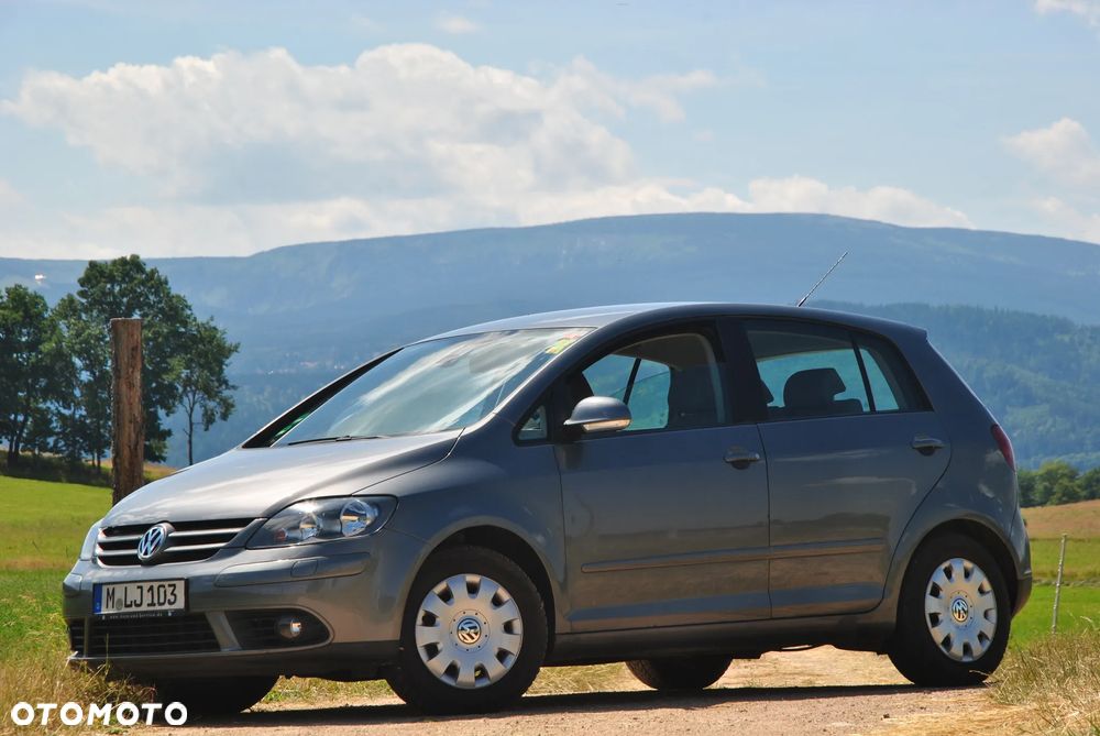 Volkswagen Golf Plus 1.6 FSI Comfortline - 14
