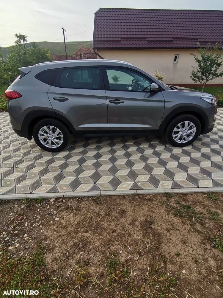 Hyundai Tucson 1.6 GDI 2WD 6MT Style - 2