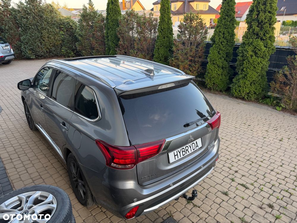Mitsubishi Outlander Intense + - 3