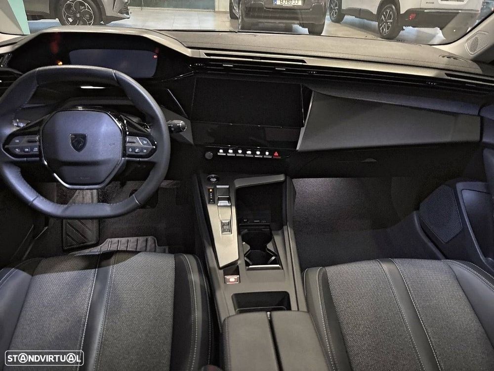 Peugeot 308 1.2 PureTech Allure EAT8 - 8