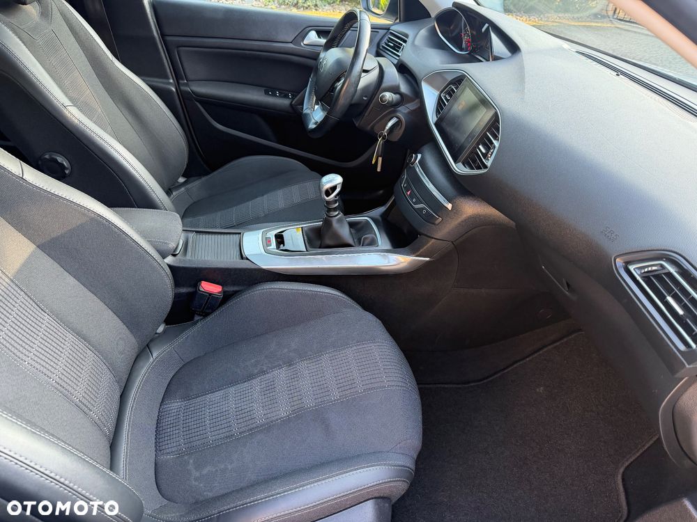 Peugeot 308 1.5 BlueHDi Active Pack S&S - 26