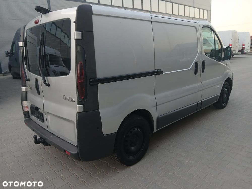 Opel Vivaro - 3