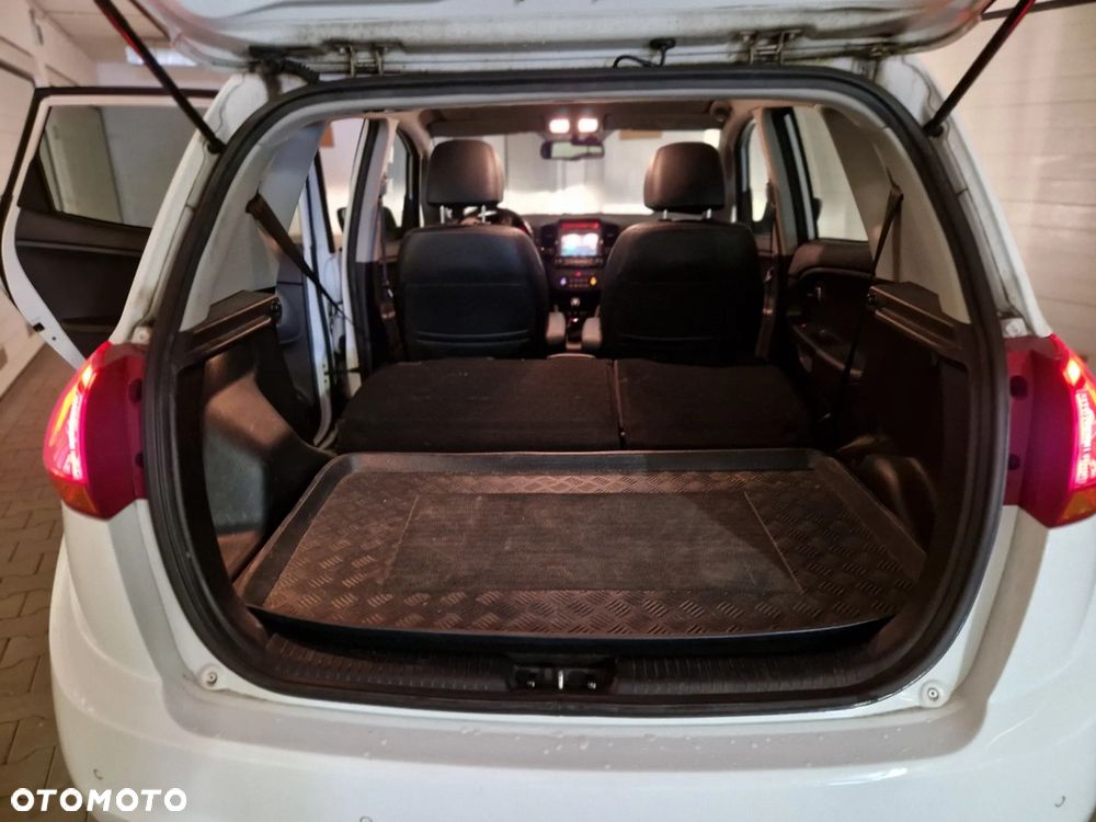 Kia Venga 1.6 M - 8
