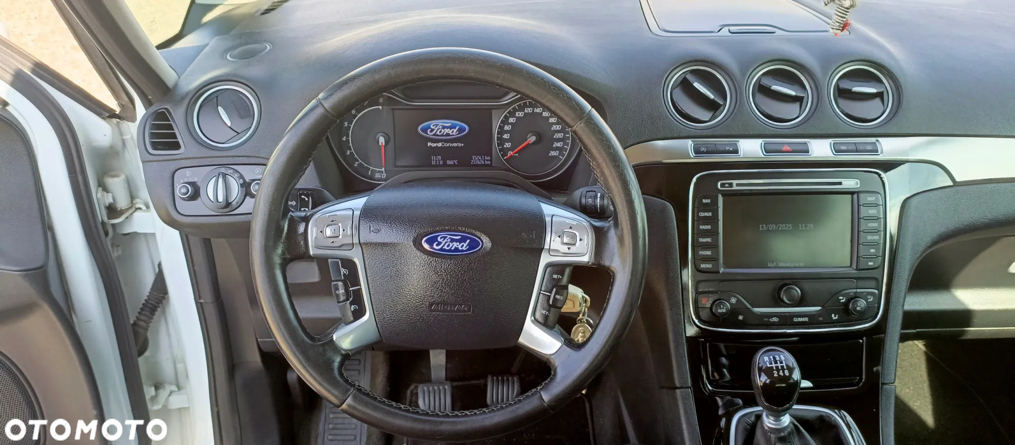 Ford Galaxy 1.6 EcoBoost Start/Stop Titanium - 25
