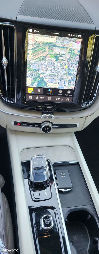 Volvo XC 60 - 4