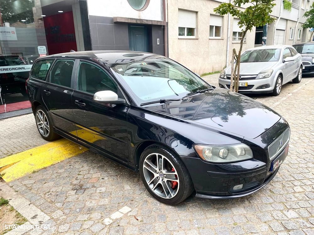 Volvo V50 2.0 D R-Design - 3