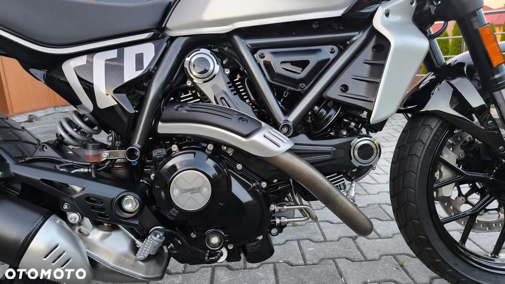 Ducati Scrambler - 24