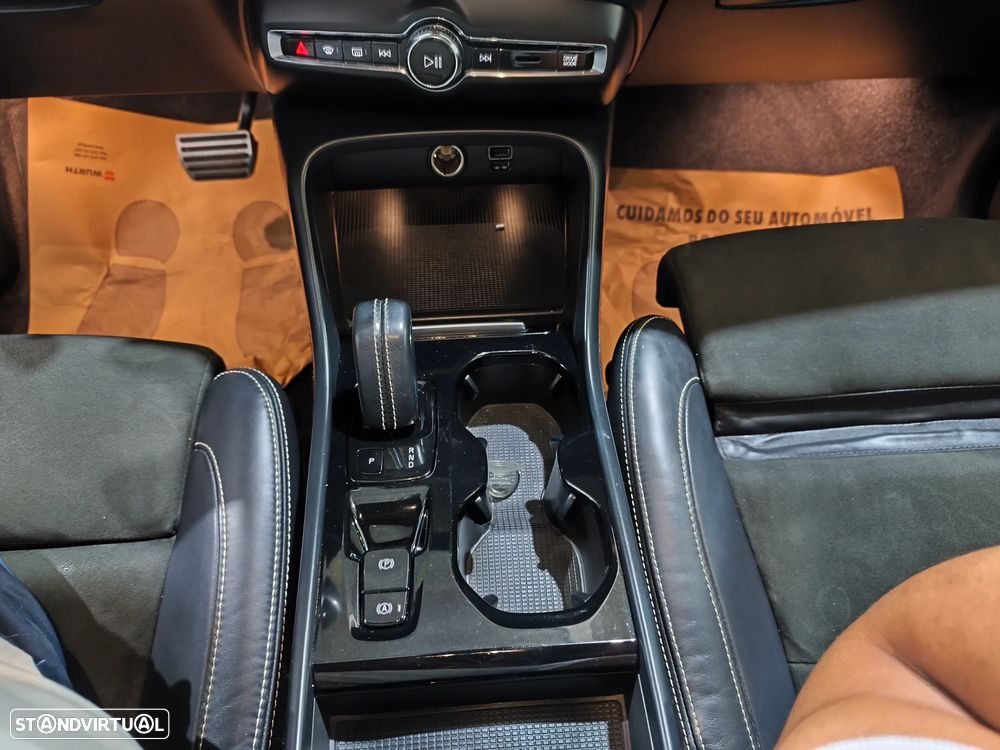 Volvo XC 40 1.5 T5 PHEV R-Design - 12