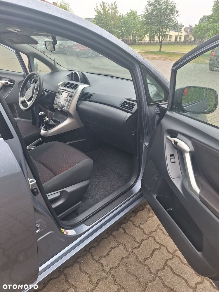 Toyota Verso 2.0 D-4D Sol plus 7os - 11