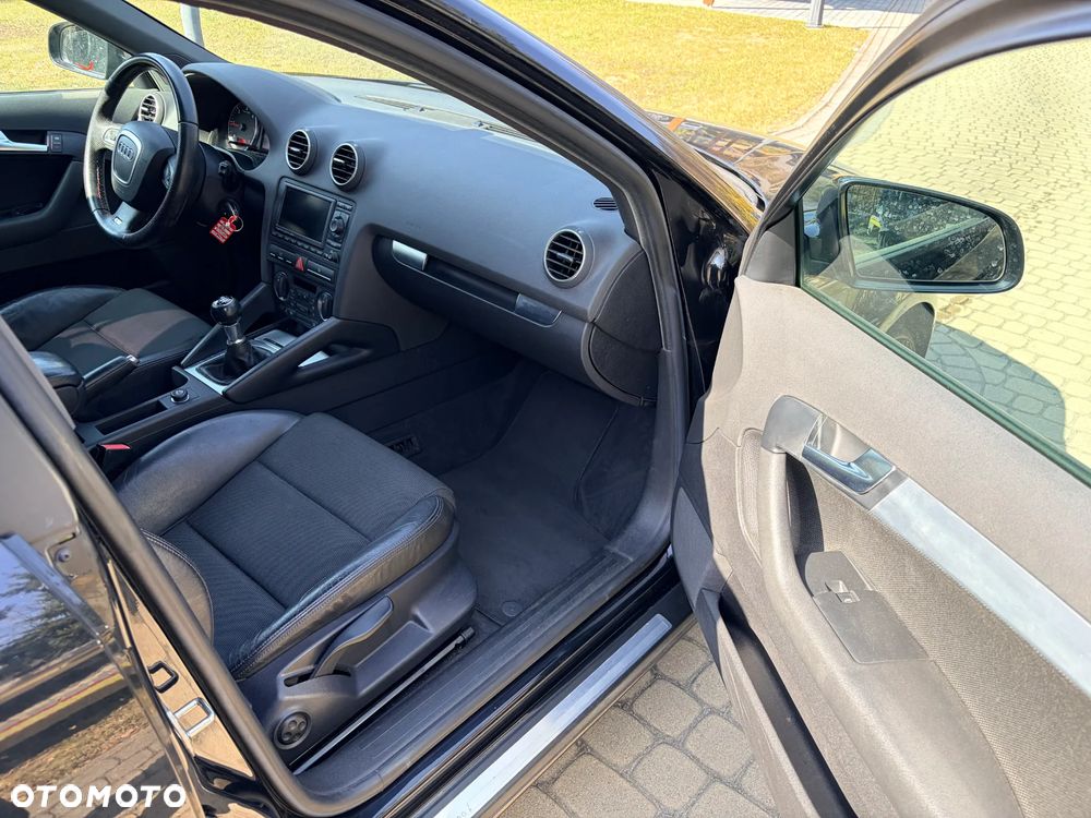 Audi A3 Sportback 2.0 TDI DPF S line Sportpaket plus - 5