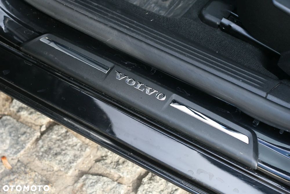 Volvo V40 T2 Momentum - 15