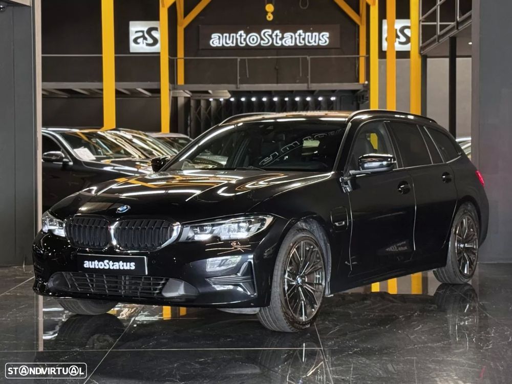 BMW 320 e Line Sport Auto — fotografia 3