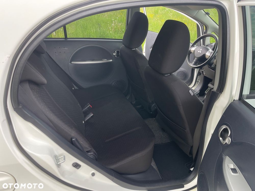 Mitsubishi i-MiEV Standard - 13