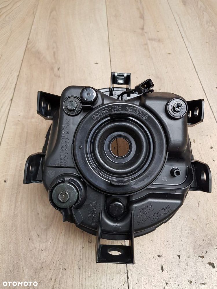 Reflektor lampa Suzuki VZR1800 Intruder M109R  35100-48GC0-999 - 9